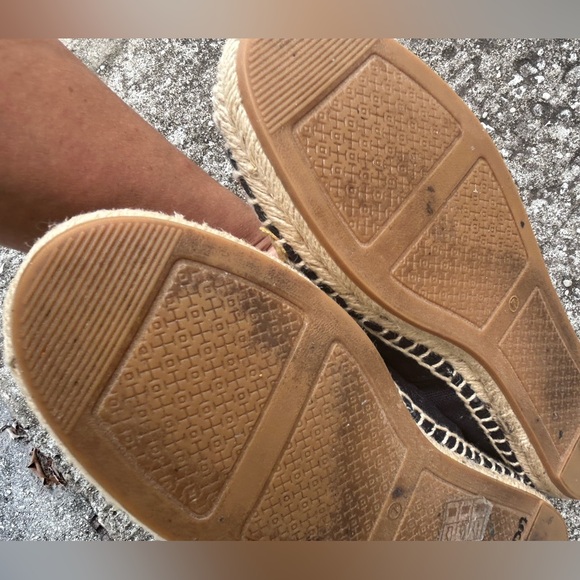 Tory Burch Poppy Espadrilles - Picture 9 of 12